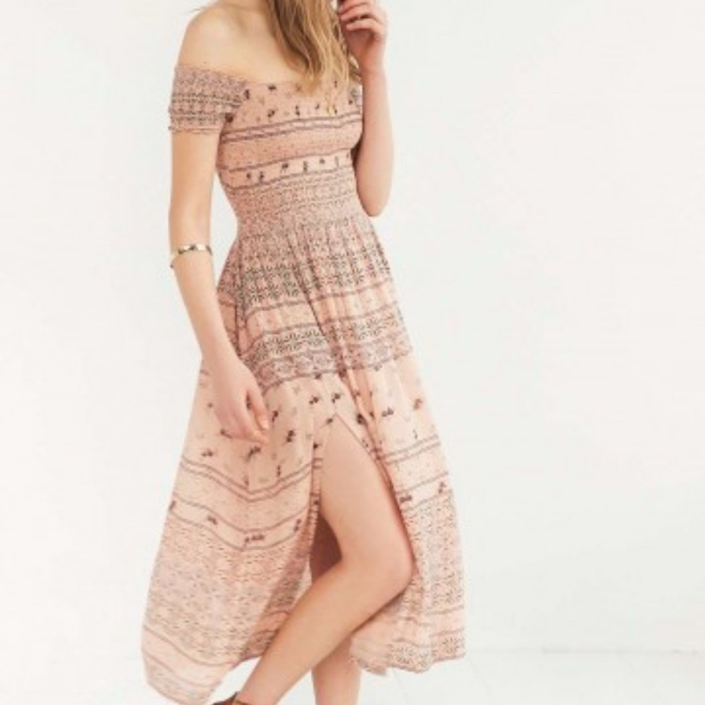Elegant Pink Patterned Dress